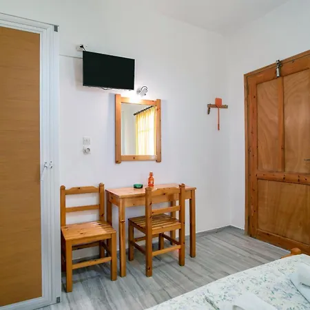 Prombona To Petrino Spiti Guest house 3*