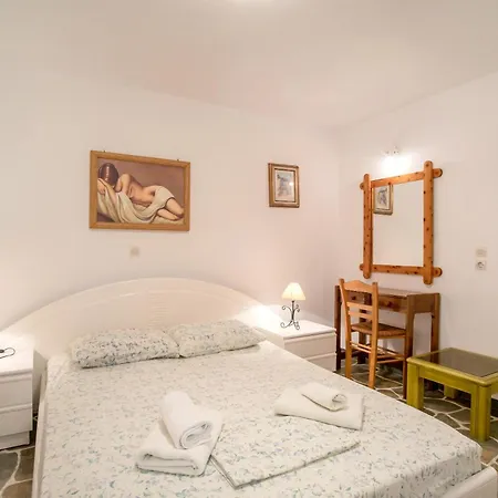 Guest house Prombona To Petrino Spiti Logaras