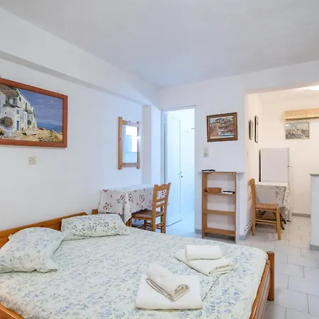 Prombona To Petrino Spiti Guest house