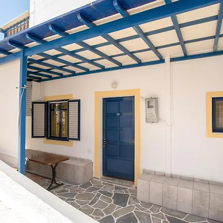 Prombona To Petrino Spiti Guest house 3*