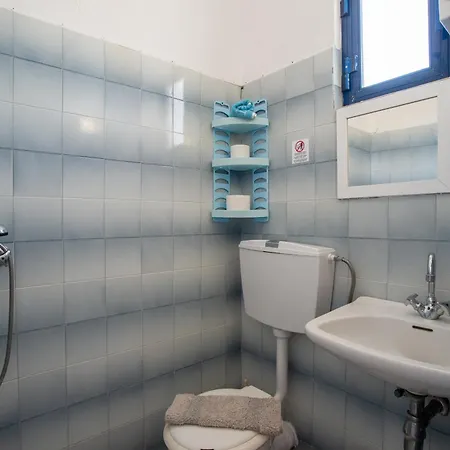 Prombona To Petrino Spiti Guest house 3*